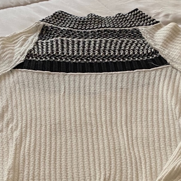 Top - Picture 3 of 4